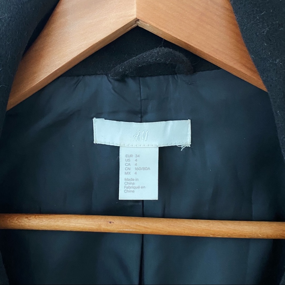H&M | Women’s Black Buttoned Trench Coat - Picture 3 of 3